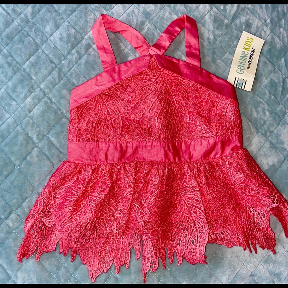 Welcome to Ariana’s closet